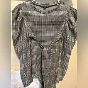 Plaid top